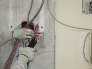 火災報知受信機盤移設工事